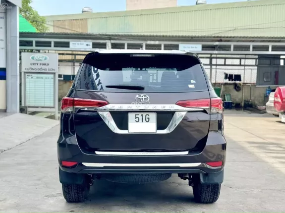 Toyota Fortuner 2.7 V 4X2 AT 2018 - Xuất hóa đơn cao