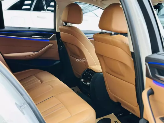 BMW 520i Luxury Line 2020 - 1 tỷ 639