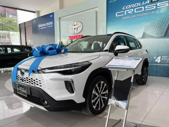 Toyota Corolla Cross 2024 - Khách hàng Thái Nguyên liên hệ em hỗ trợ giá tốt nhất, số của em 0988696693 ạ!