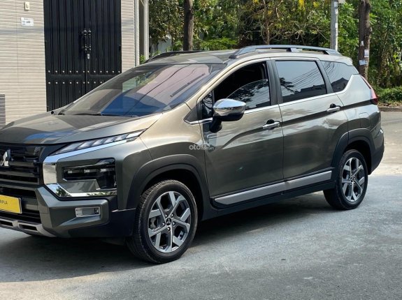 Mitsubishi Xpander Cross 1.5 AT 2023 - Chất Xe Cực Đẹp - Màu Xám Ghi Sạch Sẽ Ít Bám Bụi