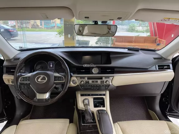 Lexus ES 250 2016 - Sedan 5 chỗ cao cấp, Full Options, keo chỉ Zin tuyệt đối