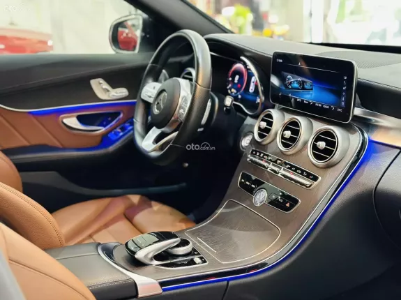 Mercedes-Benz C300 AMG First Edition 2019 - 1 tỷ 250 triệu