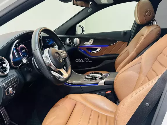 Mercedes-Benz C300 AMG First Edition 2019 - 1 tỷ 250 triệu