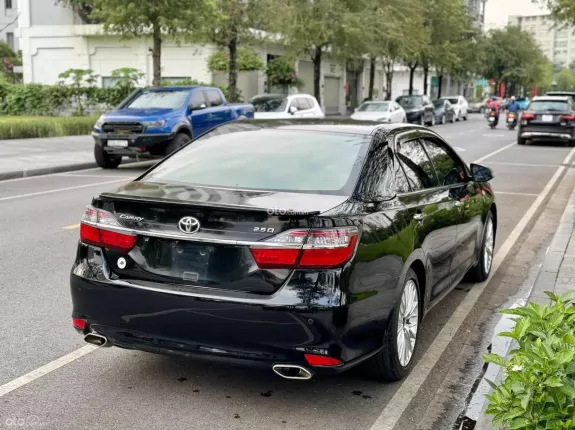 Toyota Camry 2.5Q 2016 - 670 triệu