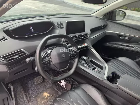 Peugeot 3008 Allure 2021 - Gía 725 triệu