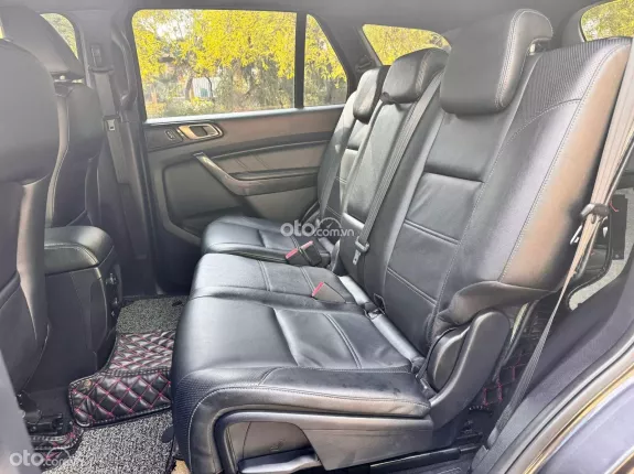 Ford Everest Titanium 2.0 AT 4x2 2019 - Nhập Thái Lan - Cá nhân 1 chủ - Hỗ trợ trả góp 70% lãi suất cực kì ưu đãi