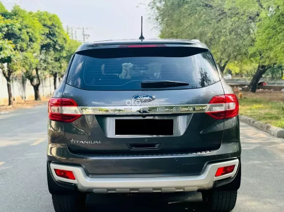 Ford Everest Titanium 2.0 AT 4x2 2019 - Nhập Thái Lan - Cá nhân 1 chủ - Hỗ trợ trả góp 70% lãi suất cực kì ưu đãi