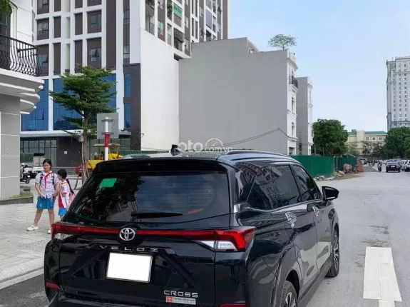Toyota Veloz Cross 1.5 CVT TOP 2023 - Xe siêu lướt, chủ mới đi 6 tháng