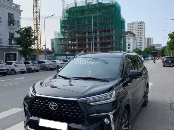 Toyota Veloz Cross 1.5 CVT TOP 2023 - Xe siêu lướt, chủ mới đi 6 tháng