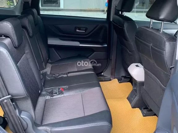 Toyota Veloz Cross 1.5 CVT TOP 2023 - Xe siêu lướt, chủ mới đi 6 tháng