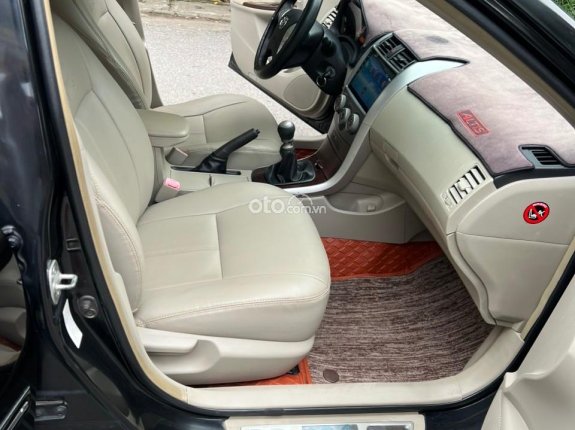 Toyota Corolla Altis 1.8G MT 2010 - Phom mới, máy dual- vvti. Xe tư nhân, hồ sơ cầm tay. Xe zin hết, máy số keo chỉ zin. Màn hình, cam đủ