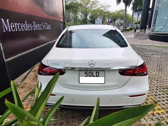 Mercedes-Benz E200 Exclusive V1 2023 - MÀU TRẮNG CHÍNH HÃNG
