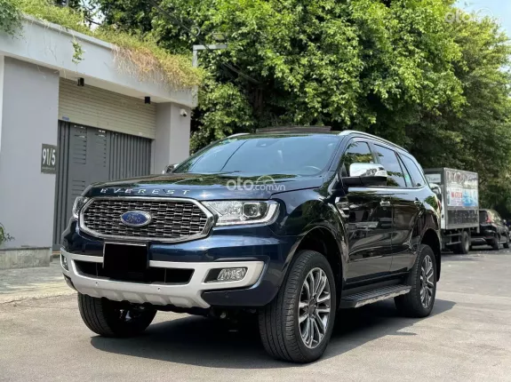 Ford Everest Titanium 2.0L AT 4WD 2020 - Nhập Thái, hỗ trợ trả góp 70%, màu xanh đen 1 chủ