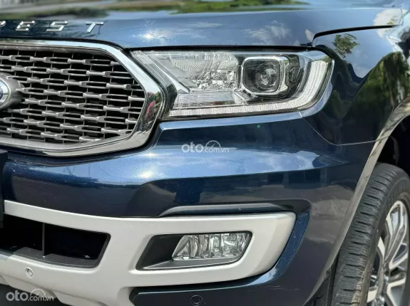 Ford Everest Titanium 2.0L AT 4WD 2020 - Nhập Thái, hỗ trợ trả góp 70%, màu xanh đen 1 chủ