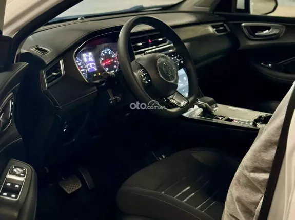 MG RX5 1.5 STD 2023 - Tặng phí đăng ký xe + Bảo hiểm vật chất trị giá 120Tr