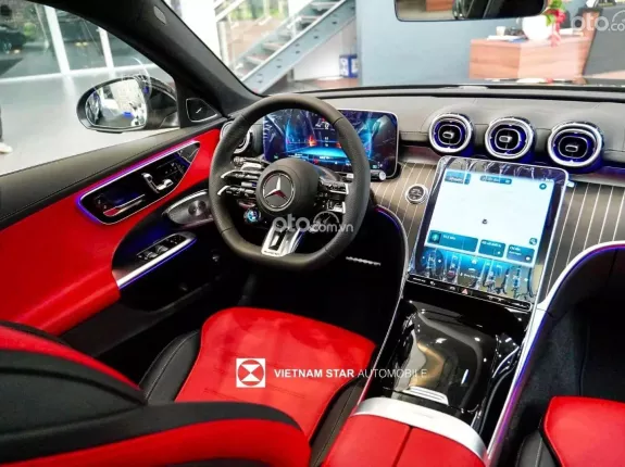Mercedes-Benz AMG C43 2023 - TRẮNG ĐỎ - SIÊU LƯỚT 30 KM - TRƯNG BÀY