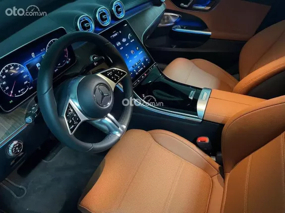 Mercedes-Benz C200 Avantgarde Plus 2024 - XÁM NÂU SIÊU LƯỚT CHÍNH HÃNG
