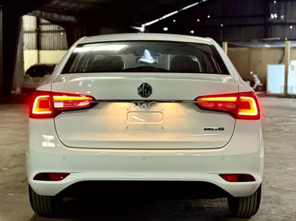 MG 5 1.5L MT 2024 - 💥💥💥KHUYẾN MÃI ĐẶC BIỆT 💥💥💥 _______ 4️⃣2️⃣ Triệu nhận xe lăn bánh____