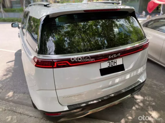 Kia Carnival 2.2D Signature 2022 - 1 tỷ 360 triệu