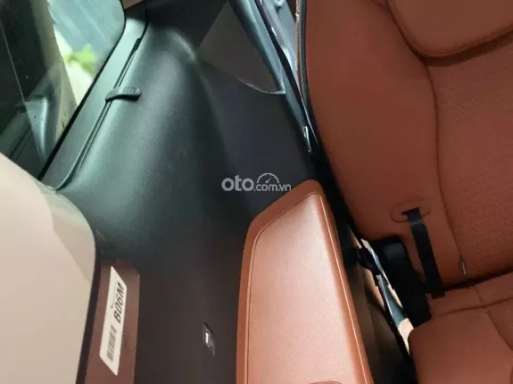 Kia Carnival 2.2D Signature 2022 - 1 tỷ 360 triệu