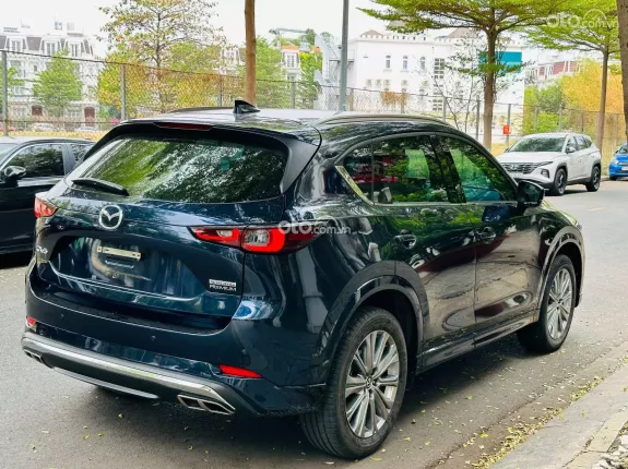 Mazda CX-5 2.0L Premium Exclusive   2023 - Gía 885 triệu