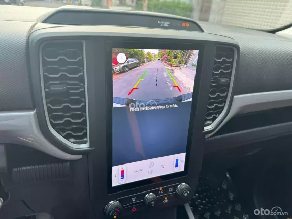 Ford Ranger XLS 2.0L 4x2 AT 2023 - FORD RANGER XLS 2023 NEXT GEN_LƯỚT FULL OPTION