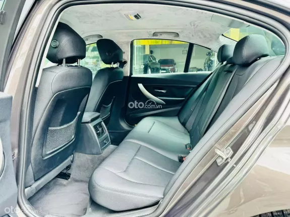 BMW 320i Sport Line 2012 - Xe chất giá tốt