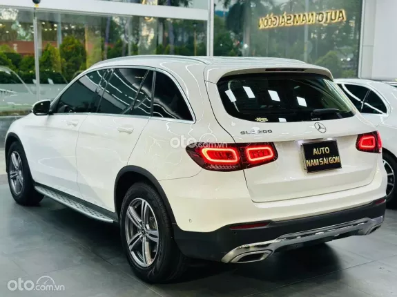 Mercedes-Benz GLC 200 2021 - 01 chủ từ đầu, xe còn bảo dưỡng chính hãng đầy đủ - Siêu lướt