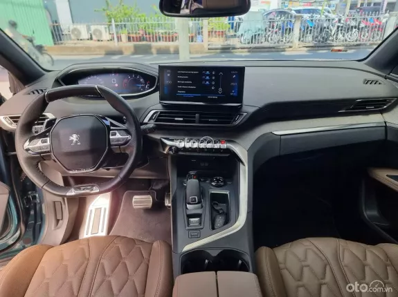 Peugeot 5008 GT 2022 - Màu xanh ngọc, lướt 14.000km, tiết kiệm hơn 500tr, ht góp