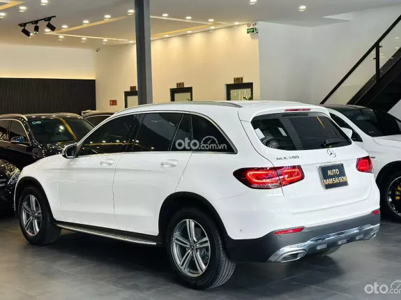 Mercedes-Benz GLC 200 V1 2022 - Xe gần như new, còn bảo hành hãng tới 2025