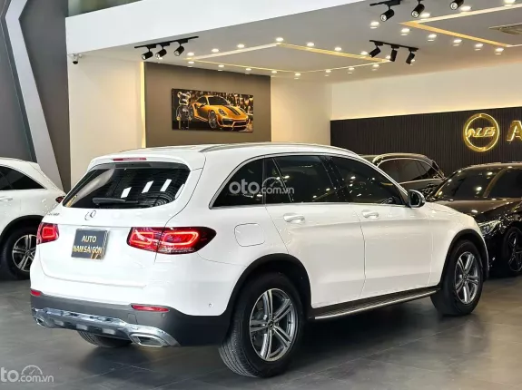 Mercedes-Benz GLC 200 V1 2022 - Xe gần như new, còn bảo hành hãng tới 2025