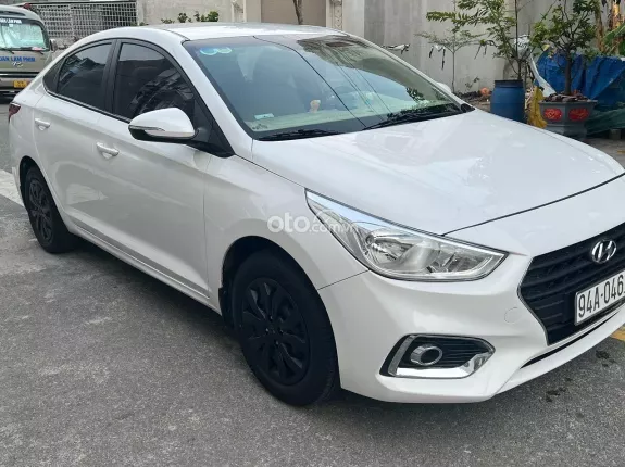 Hyundai Accent 1.4 MT Tiêu chuẩn 2019 - Nội ngoại thất sạch đẹp