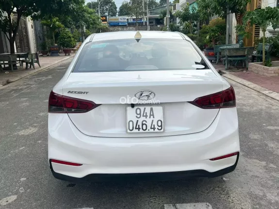 Hyundai Accent 1.4 MT Tiêu chuẩn 2019 - Nội ngoại thất sạch đẹp