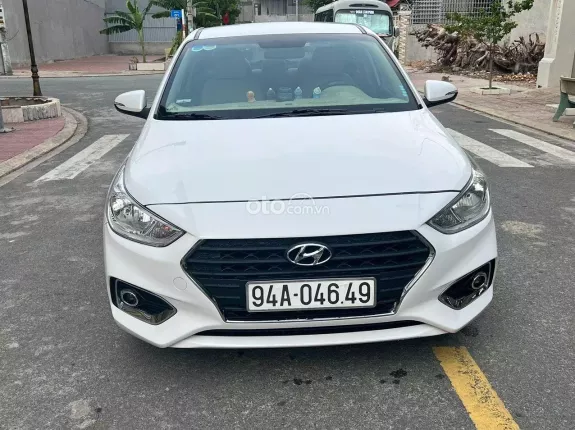 Hyundai Accent 1.4 MT Tiêu chuẩn 2019 - Nội ngoại thất sạch đẹp