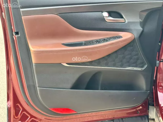 Hyundai Santa Fe 2.4L Xăng Tiêu chuẩn 2022 - Bán 930 triệu