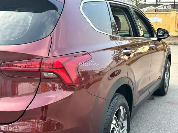 Hyundai Santa Fe 2.4L Xăng Tiêu chuẩn 2022 - Bán 930 triệu