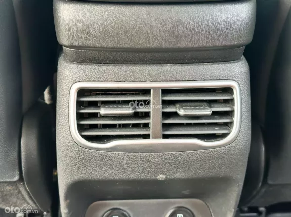 Hyundai Santa Fe 2.4L Xăng Tiêu chuẩn 2022 - Bán 930 triệu