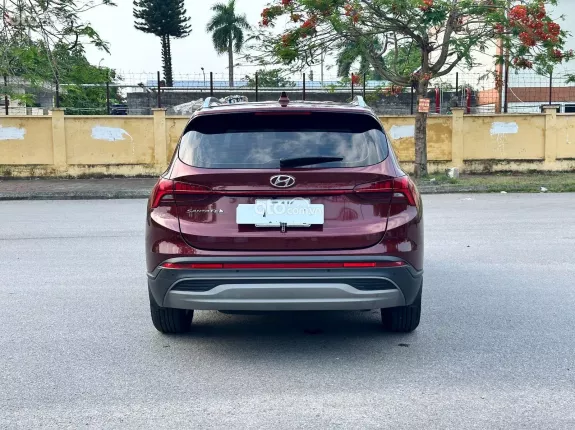Hyundai Santa Fe 2.4L Xăng Tiêu chuẩn 2022 - Bán 930 triệu