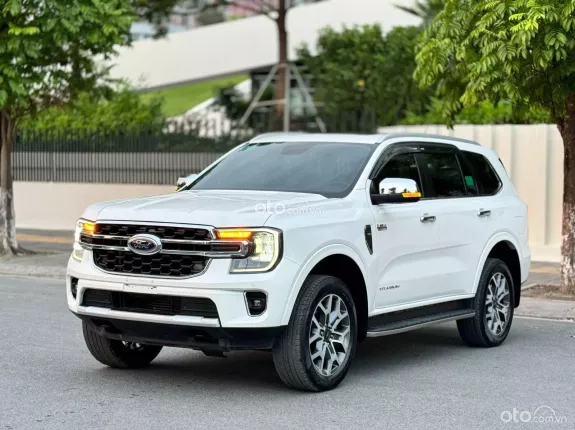 Ford Everest Titanium 2.0 AT 4x2 2022 - Giá Còn Cực Tốt