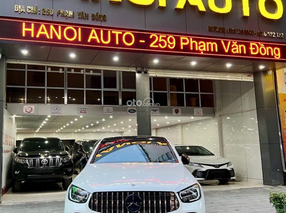 Mercedes-Benz GLC 300 4Matic Coupe 2019 - Odo 2,4 vạn miles zin full ls hãng