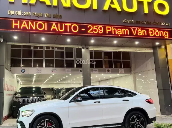 Mercedes-Benz GLC 300 4Matic Coupe 2019 - Odo 2,4 vạn miles zin full ls hãng