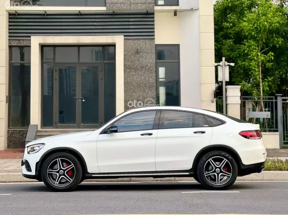 Mercedes-Benz GLC 300 4Matic Coupe 2019 - Odo 2,4 vạn miles zin full ls hãng