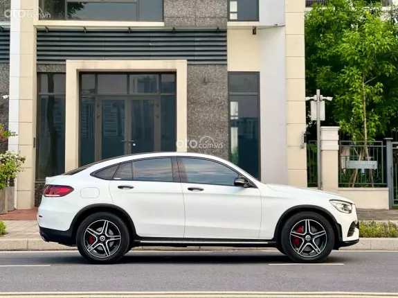Mercedes-Benz GLC 300 4Matic Coupe 2019 - Odo 2,4 vạn miles zin full ls hãng