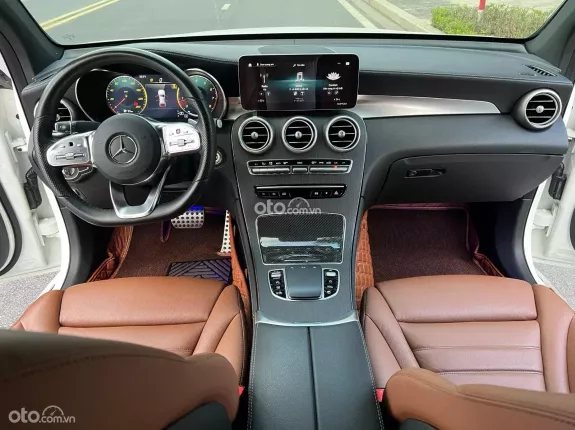 Mercedes-Benz GLC 300 4Matic Coupe 2019 - Odo 2,4 vạn miles zin full ls hãng