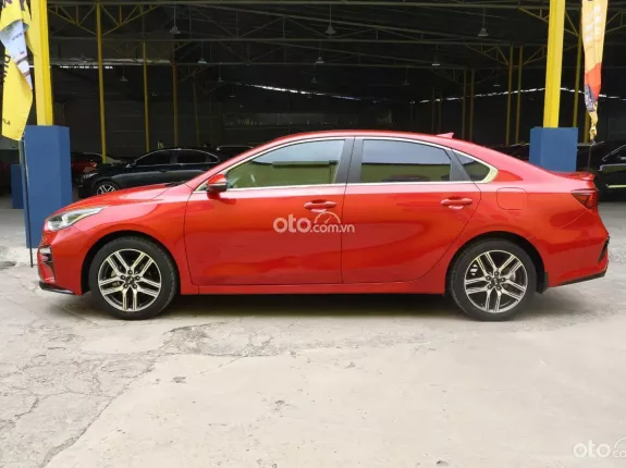 Kia Cerato 2.0 AT Premium 2021 - Về sẵn 1 em Cerato màu đỏ siêu mướt