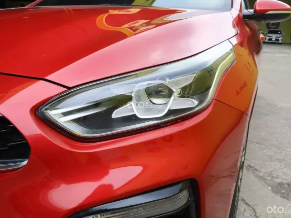 Kia Cerato 2.0 AT Premium 2021 - Về sẵn 1 em Cerato màu đỏ siêu mướt
