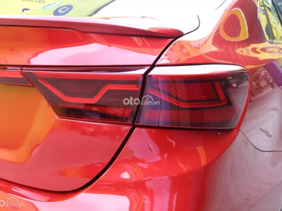Kia Cerato 2.0 AT Premium 2021 - Về sẵn 1 em Cerato màu đỏ siêu mướt