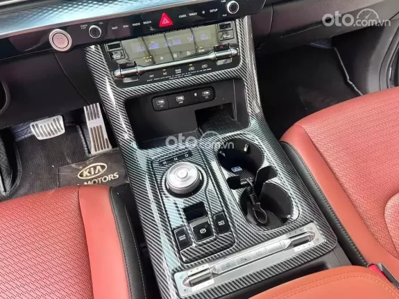 Kia Carnival 2.2D Signature 2022 - Màu xanh ngọc, lướt 3,3 vạn km, hỗ trợ trả góp