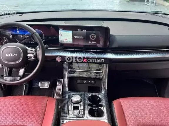 Kia Carnival 2.2D Signature 2022 - Màu xanh ngọc, lướt 3,3 vạn km, hỗ trợ trả góp