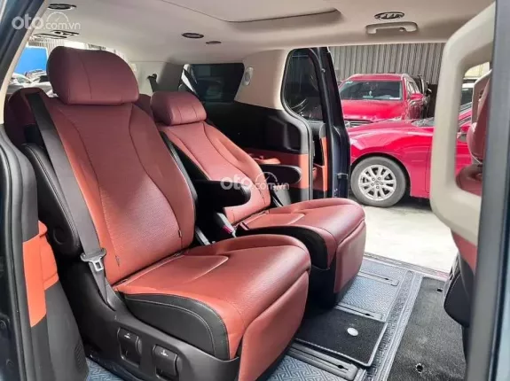 Kia Carnival 2.2D Signature 2022 - Màu xanh ngọc, lướt 3,3 vạn km, hỗ trợ trả góp